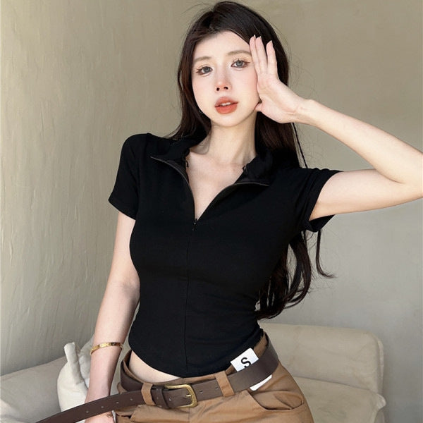 New Slimming Waist-cinching T-shirt With A Zipper And A Turn-down Collar Featuring Short Sleeves