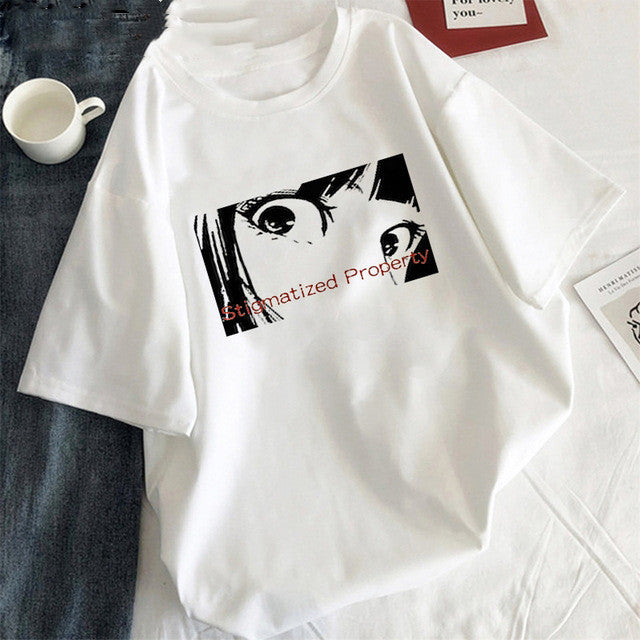 Women's T-shirt with eye close-up print