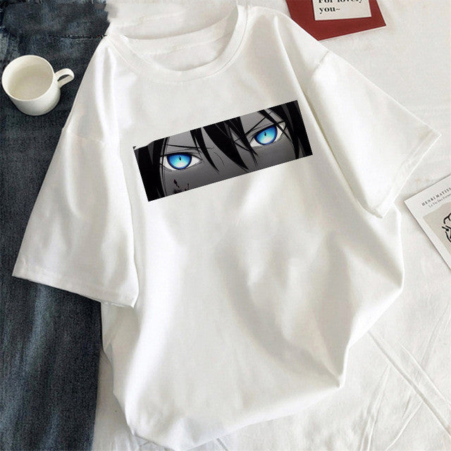 Women's T-shirt with eye close-up print