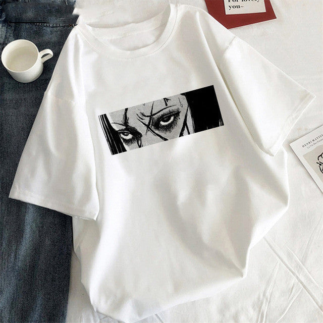 Women's T-shirt with eye close-up print