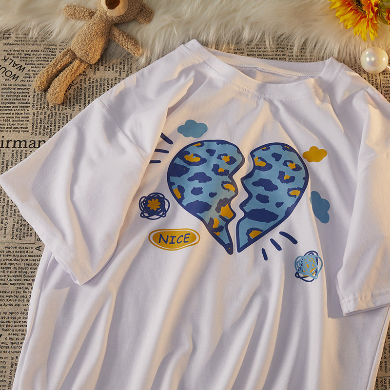 Loose-fitting Short-sleeve Top With A Heart Print